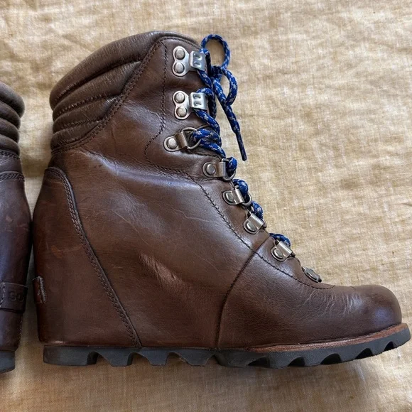 Sorel conquest Leather Boots - Picture 9 of 17